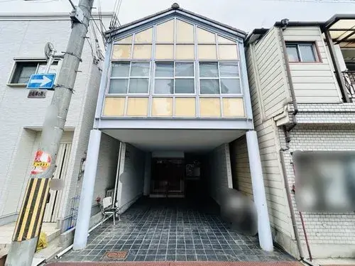 Akiya in Osaka