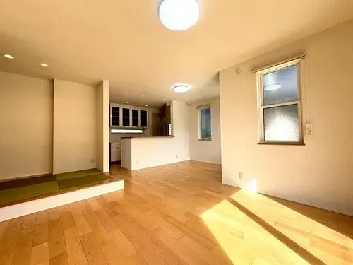 3LDK+2S Property Katano City Osaka Prefecture (3)