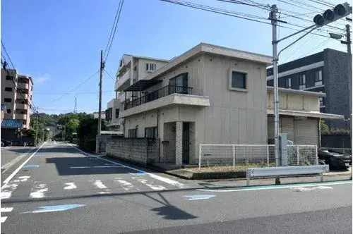 Akiya in Ehime