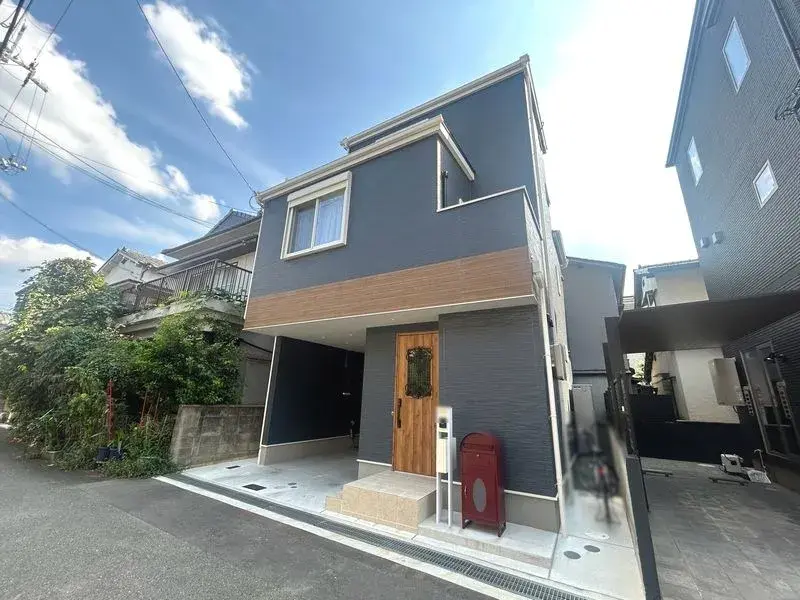 Akiya in Osaka