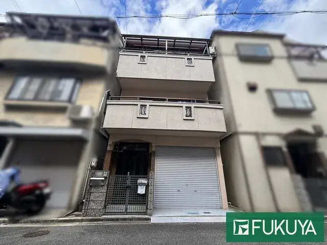Akiya in Osaka