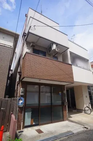 Akiya in Osaka