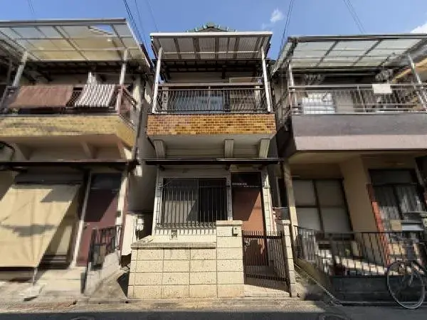 Akiya in Osaka