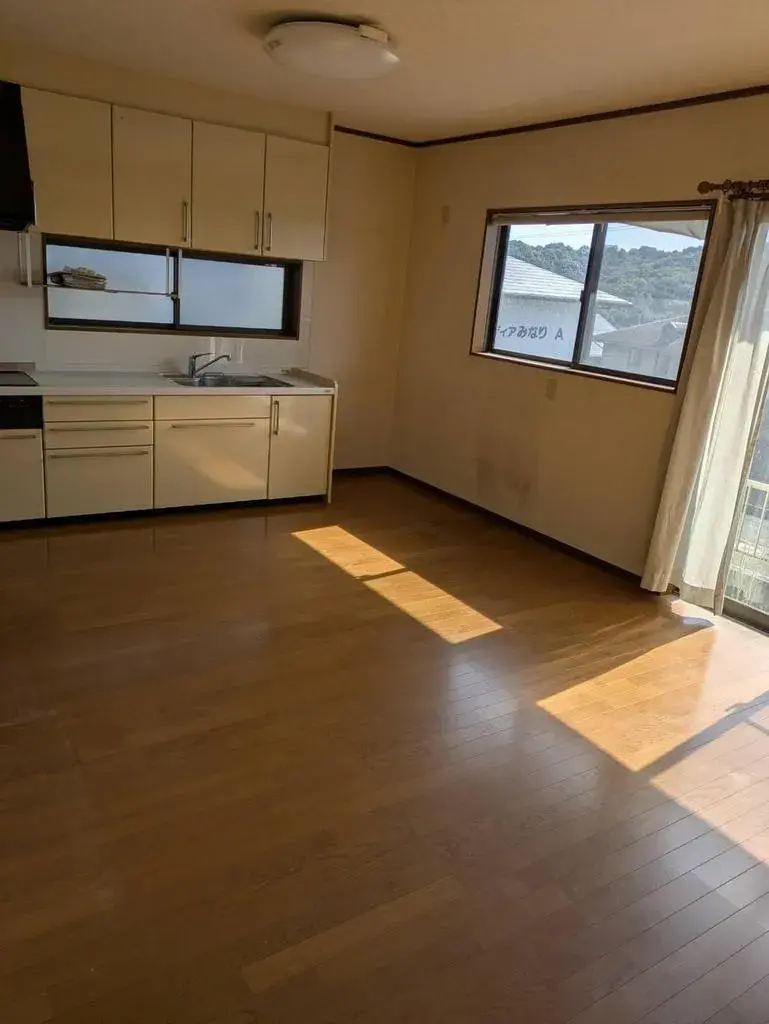 3LDK Onomichi City Hiroshima Prefecture (3)