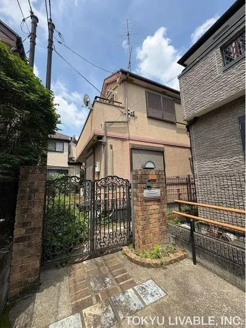 Akiya in Tokyo