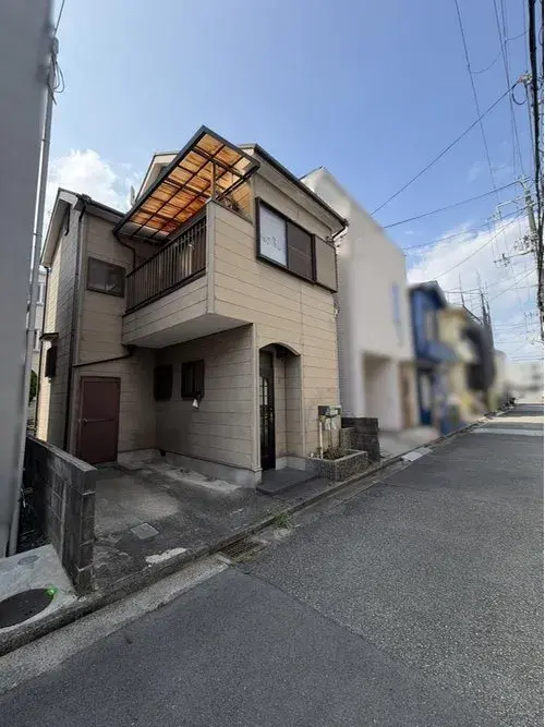 Akiya in Osaka