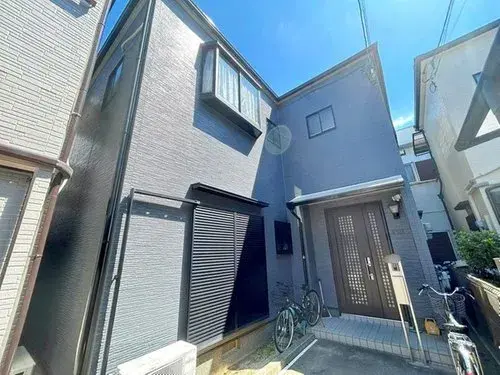 Akiya in Osaka