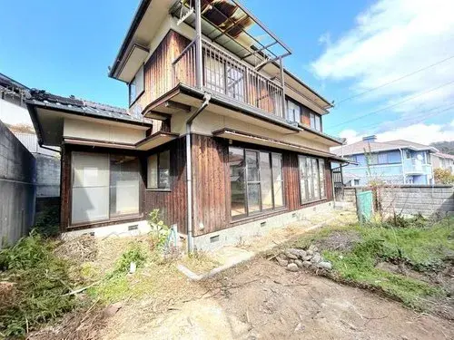 Akiya in Ehime