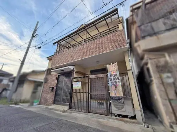 Akiya in Osaka