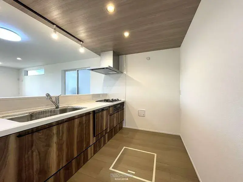 3LDK Property in Tomigusuku City, Okinawa Prefecture (14)