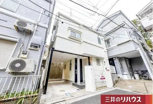 Akiya in Tokyo