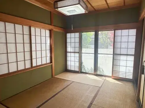 6DK
Ville de Kanazawa
Préfecture d'Ishikawa (11)
