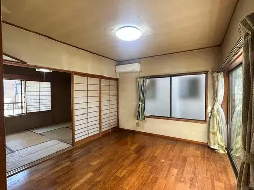 6DK
Ville de Kanazawa
Préfecture d'Ishikawa (13)