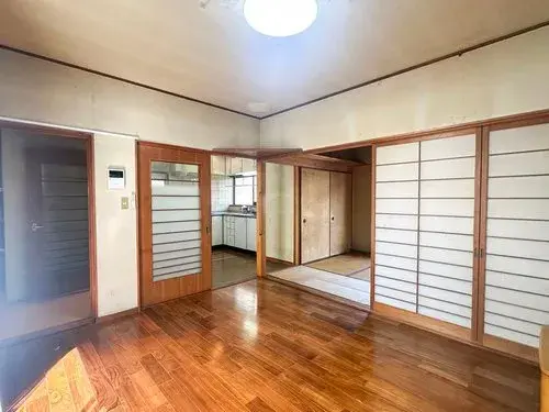 6DK
Ville de Kanazawa
Préfecture d'Ishikawa (6)