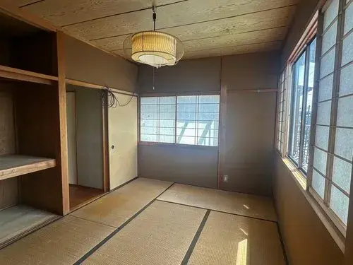 6DK
Ville de Kanazawa
Préfecture d'Ishikawa (9)