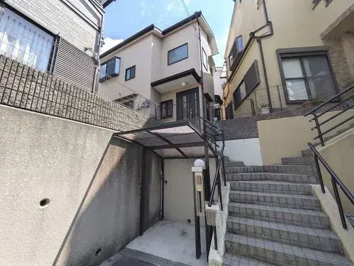 Akiya in Osaka