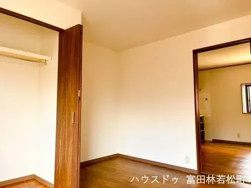 [5LDK Property] Tondabayashi City, Osaka Prefecture (4)