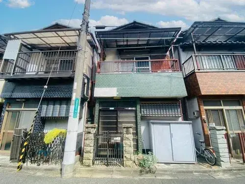 Akiya in Osaka