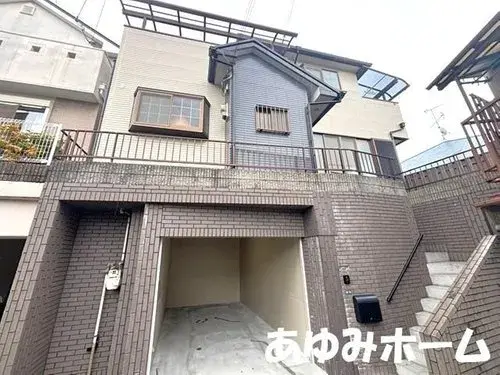 Akiya in Osaka