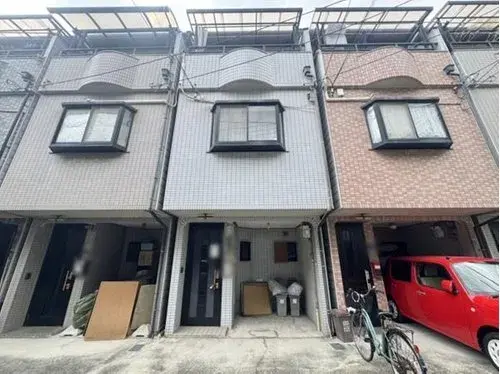 Akiya in Osaka
