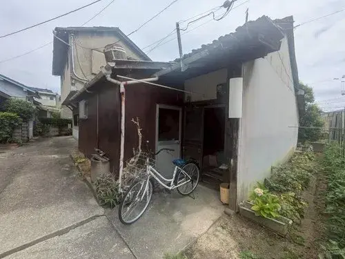 Akiya in Osaka
