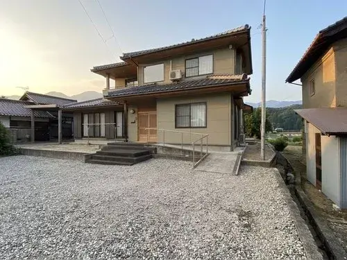 Akiya in 丰冈市