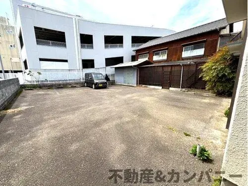愛媛県松山市4LDK+S物件 (9)