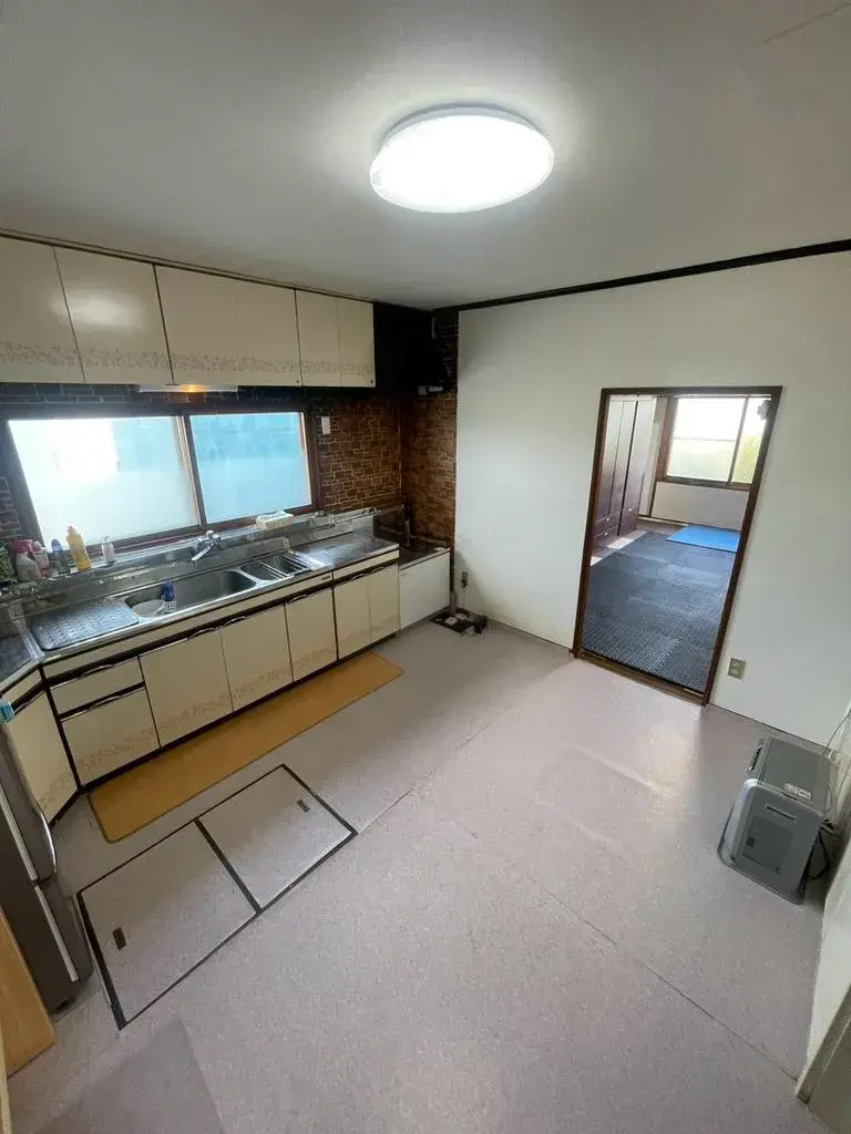 5LDK Property Naganuma-cho Hokkaido (12)