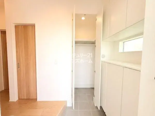 5LDK Property Yashio City Saitama (11)