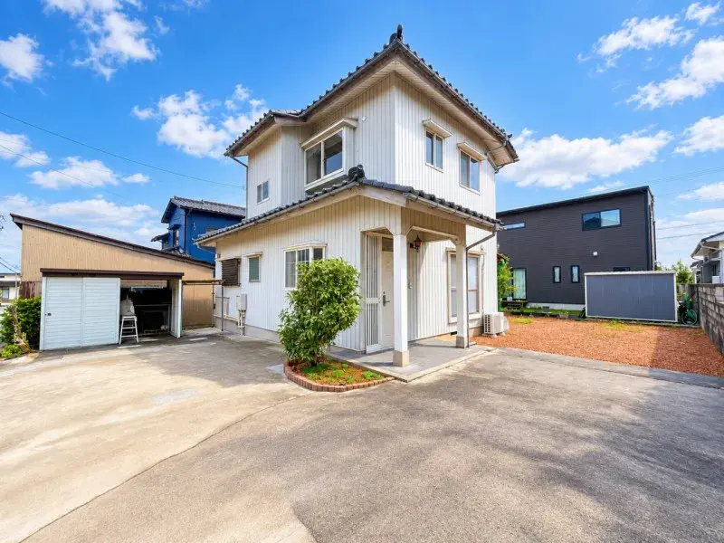 Akiya in Toyama
