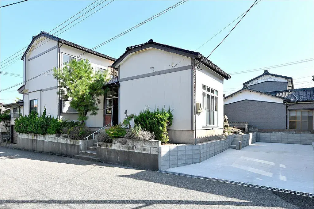Akiya in 新潟市北区