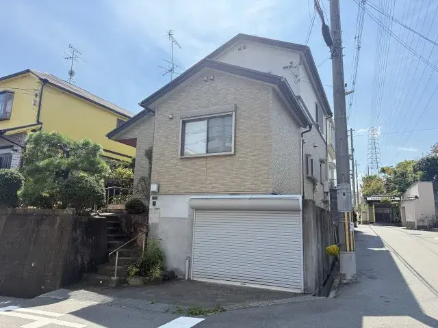 Akiya in Osaka
