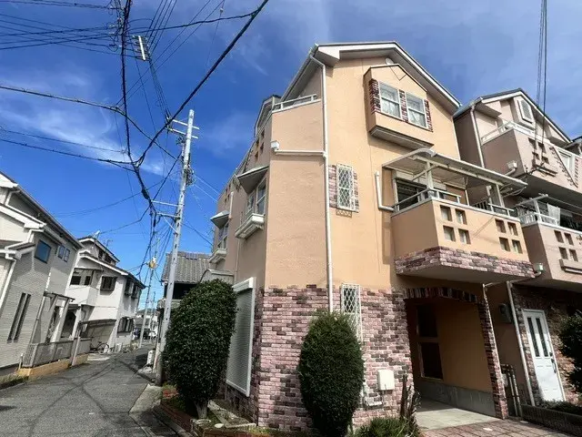 Akiya in Osaka