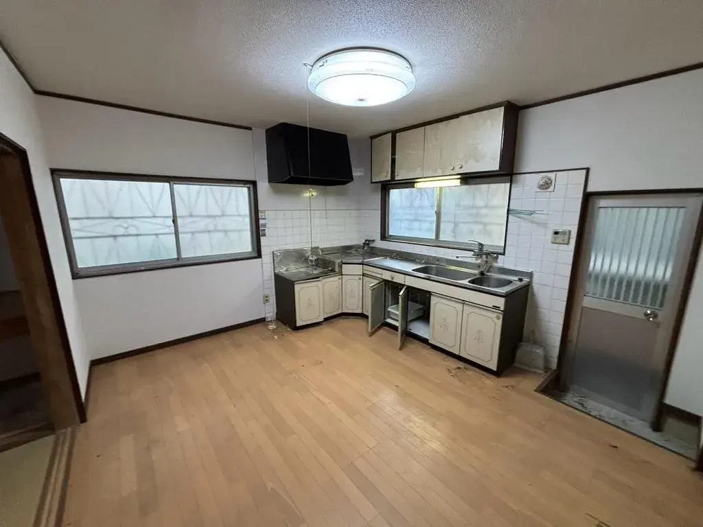 6DK Property Kishiwada City Osaka Prefecture (19)