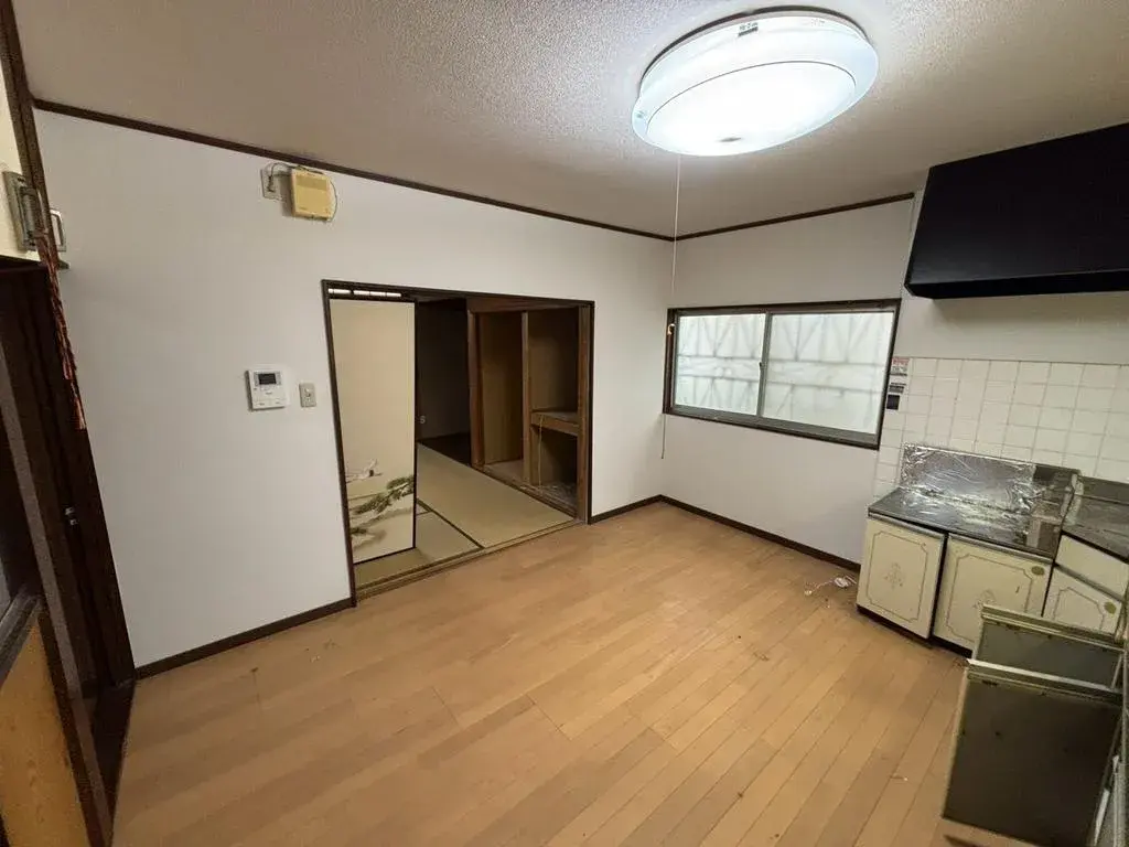 6DK Property Kishiwada City Osaka Prefecture (7)