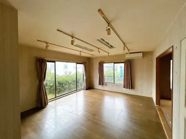 [4LDK Property] Shikokuchuo City Ehime Prefecture (3)
