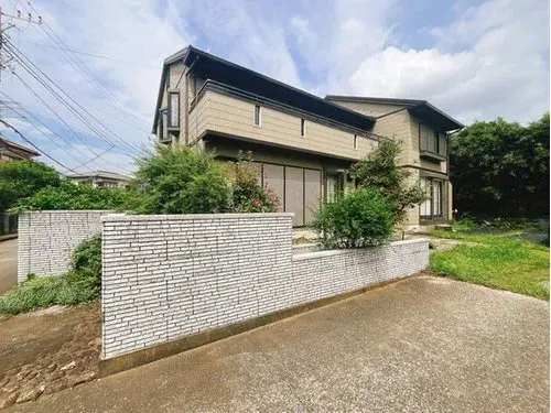 Akiya in 三浦市