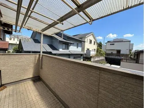 Inmueble 2LDK+S
Konan-ku, Ciudad de Yokohama
Prefectura de Kanagawa (4)