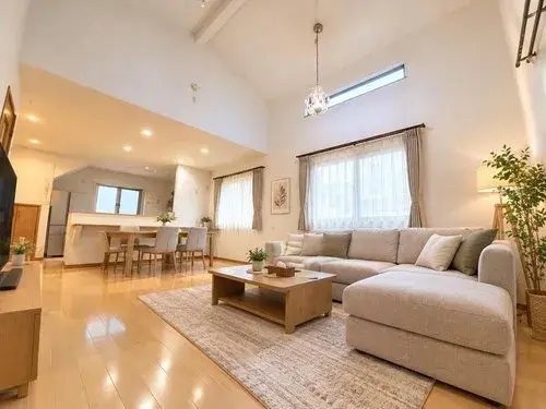 Inmueble 2LDK+S
Konan-ku, Ciudad de Yokohama
Prefectura de Kanagawa (8)