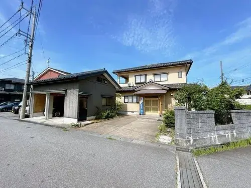 Akiya in Toyama