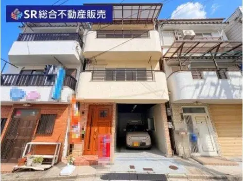 Akiya in Osaka