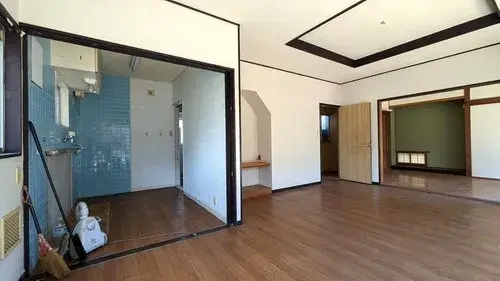 4LDK Property Hofu City Yamaguchi Prefecture (6)