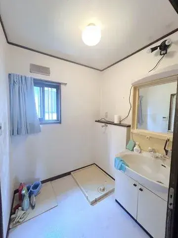 [عقار 4LDK]
مدينة شيبوكاوا محافظة غونما (21)