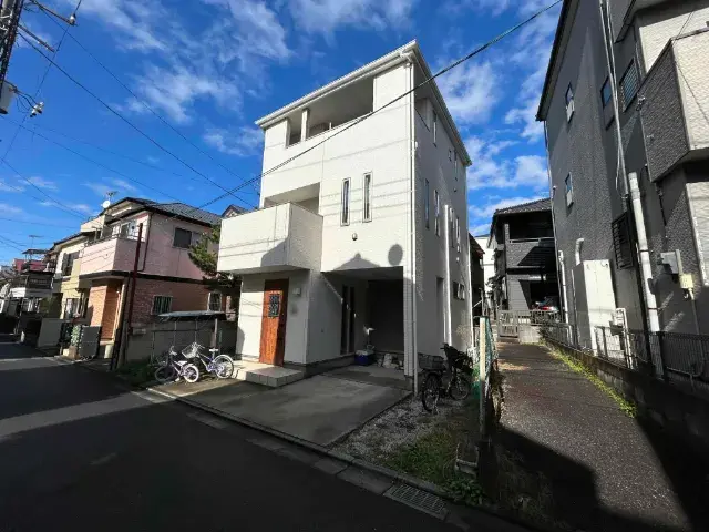 Akiya in Saitama