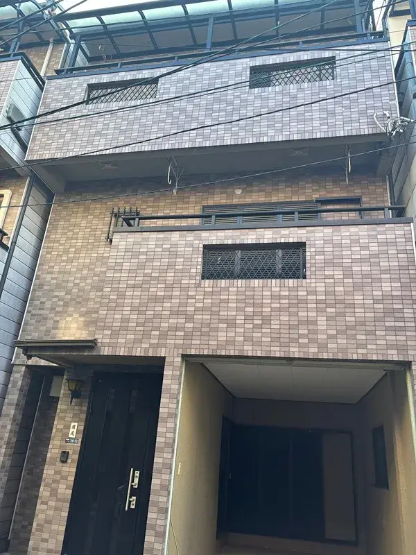 Akiya in Osaka