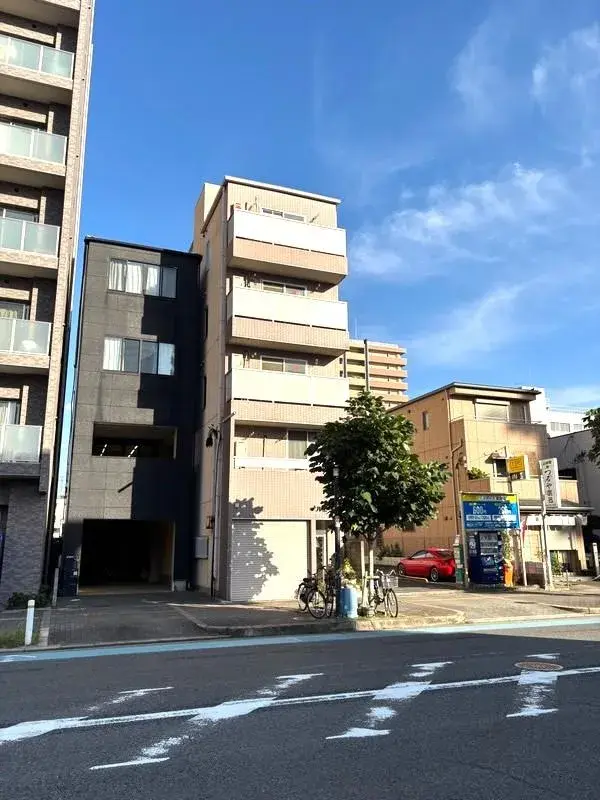 Akiya in Osaka