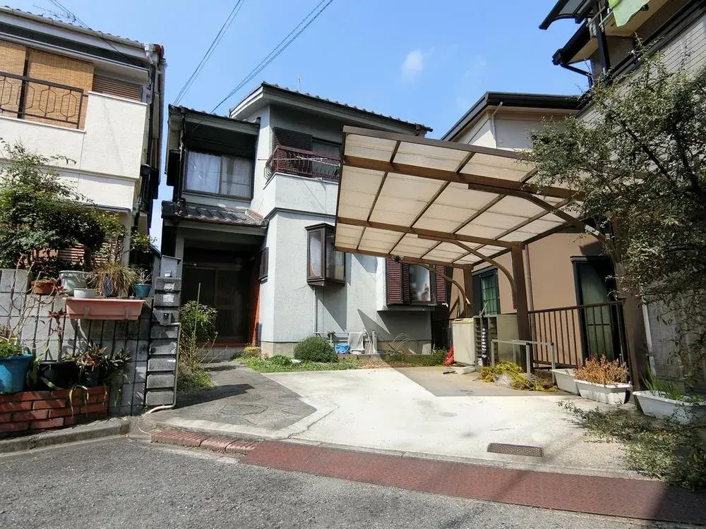 Akiya in Osaka