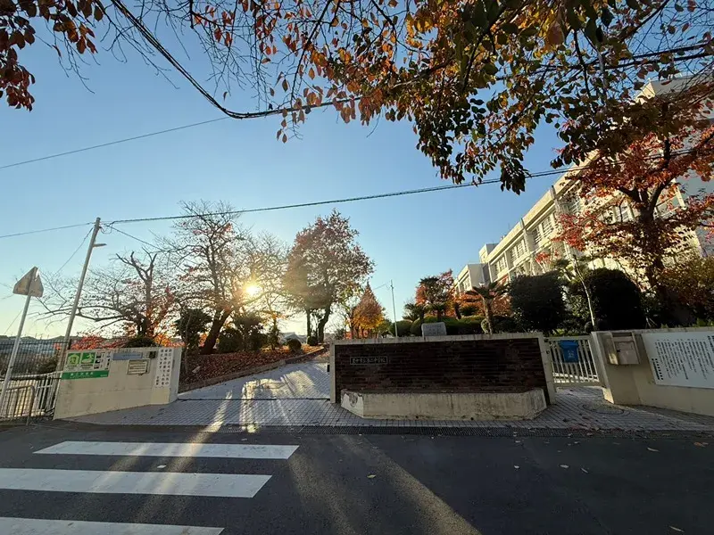 4SLDK Toyonaka City Osaka Prefecture Property (8)