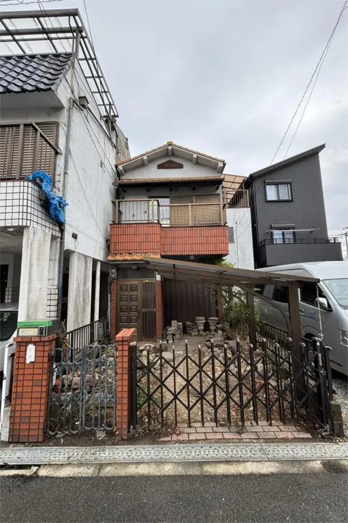 Akiya in Osaka