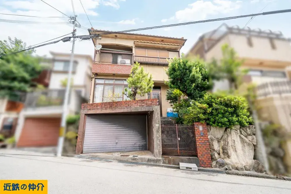 Akiya in Osaka